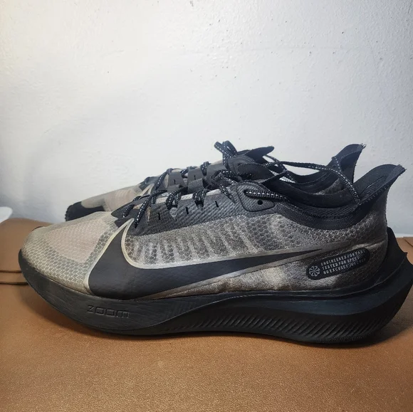 Nike | Shoes | Nike Zoom Gravity Black Anthracite Size 3  display picture 2